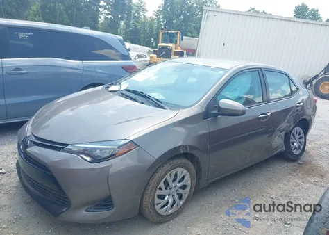 2019 Toyota Corolla Le z USA, uszkodzony, nr VIN 5YFBURHE3KP943736